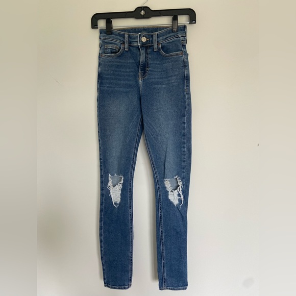 Topshop Slim Fit Ripped Jeans - Picture 1 of 2